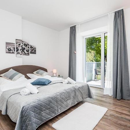 Perla Hradce 101 Apartment Hradec Kralove Exterior photo