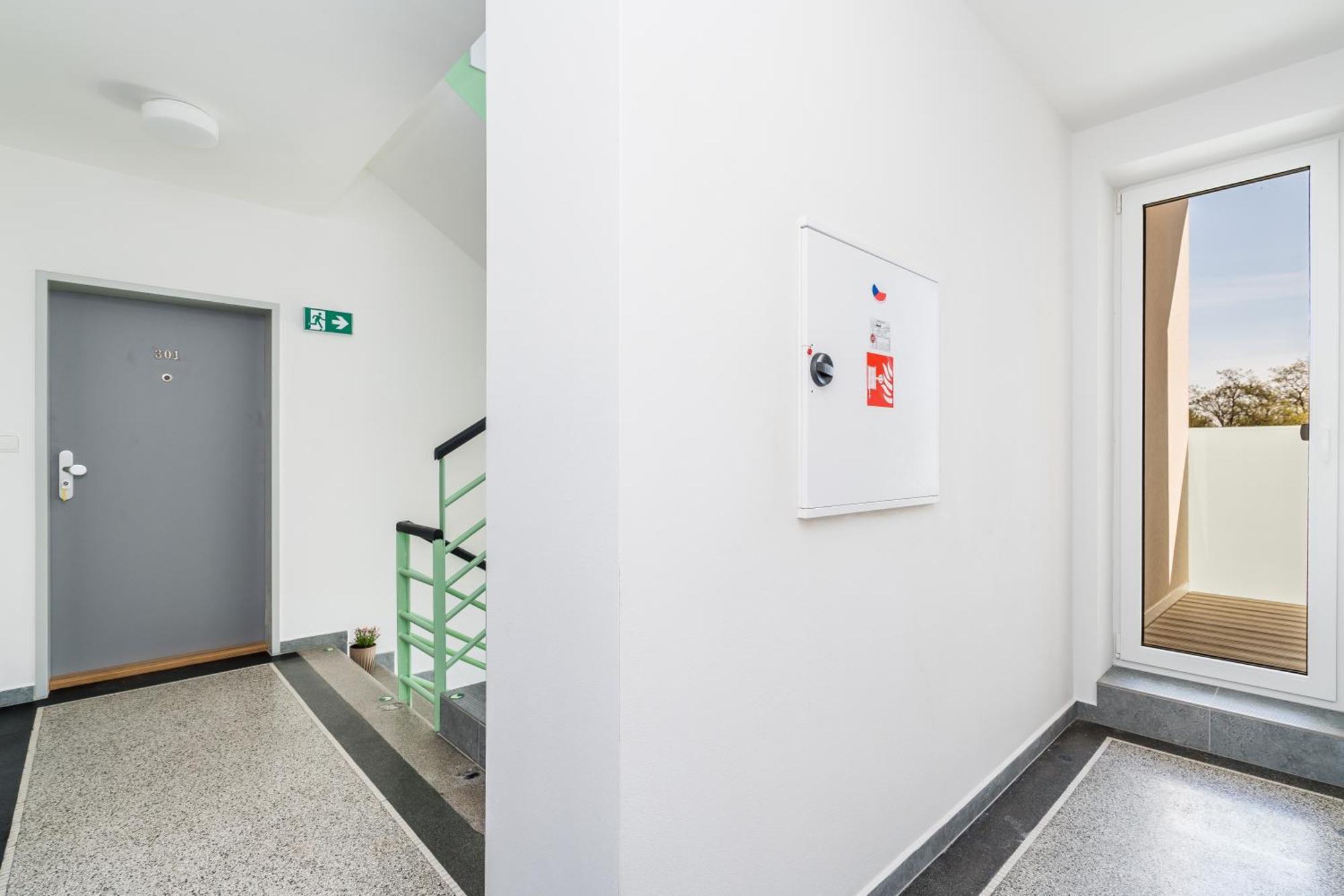 Perla Hradce 101 Apartment Hradec Kralove Exterior photo
